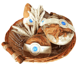 Brote mit Banderole in Brotkorb Brote mit Banderole in Brotkorb